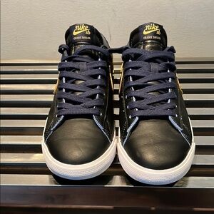 Nike SB Grant Taylor Navy Blue Sneakers